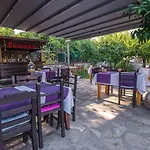 Balalayka Butik 3*