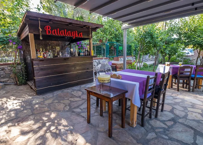 Balalayka Butik 3*
