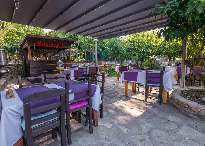 Balalayka Butik 3*